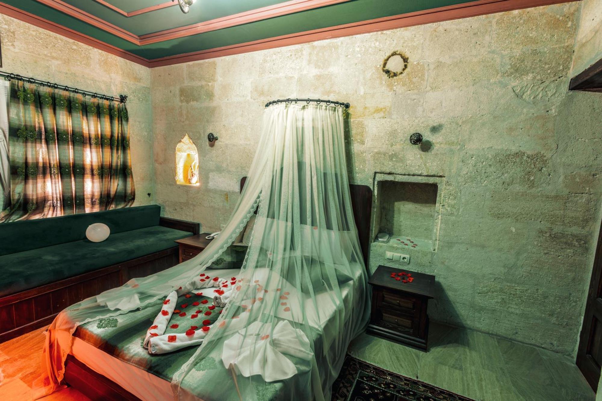Tafana Cave & Stone Lodge Ургуп Экстерьер фото