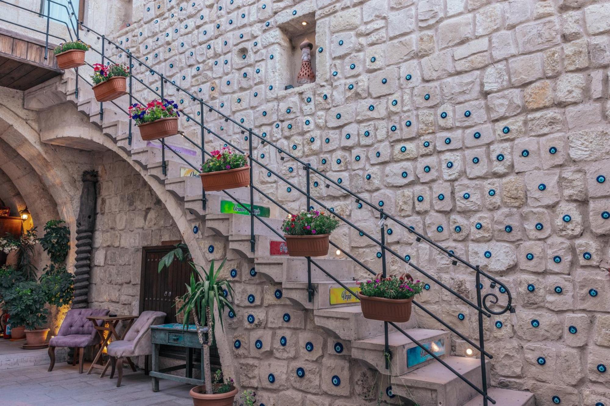Tafana Cave & Stone Lodge Ургуп Экстерьер фото